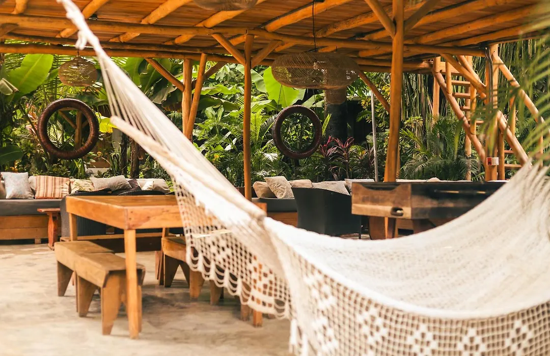 Cabinas Playa Surf Hostel-1